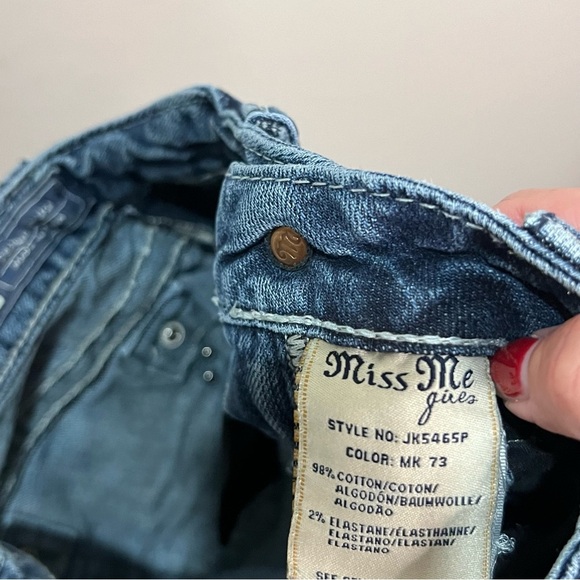 Vintage Miss Me Jeans Capri Crop Fleur Embroidery Short Y2K Skinny Slim Blythe - Picture 6 of 12